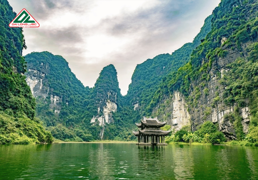 TOP 4 Danh Lam Thắng Cảnh Ninh Bình Nổi Tiếng Cần Biết